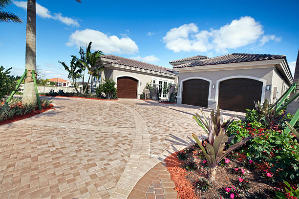Best Local Driveway Pavers  in Des Plaines, IL
